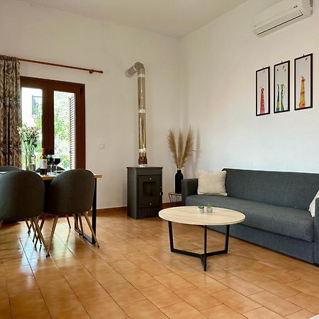 Romanza Kournas Ngoại thất bức ảnh